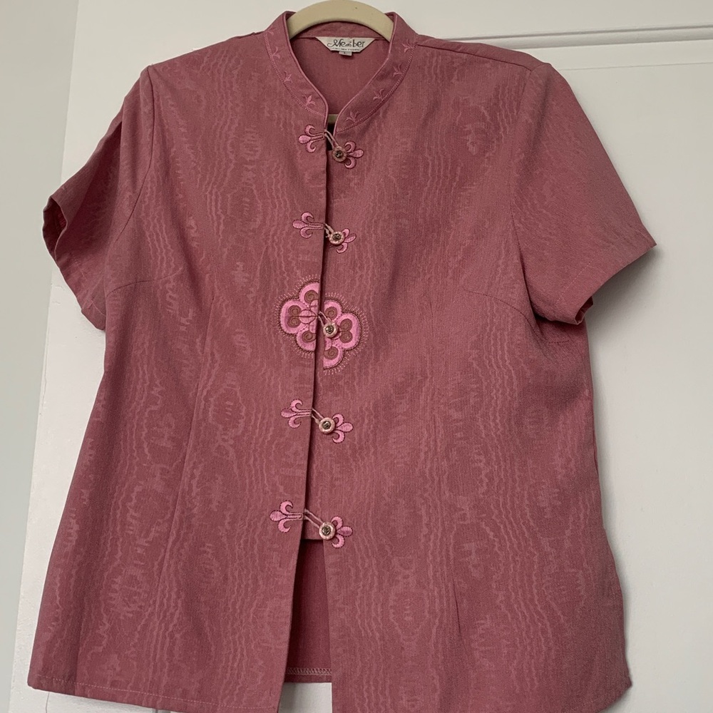 Mandarin collar Chinese button down shirt